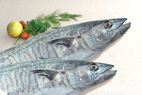 Cháo cá thu với rau xanh ngon cho bé biếng ăn