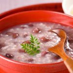 Món cháo đậu đỏ mang lại nhiều lợi ích tốt cho bé