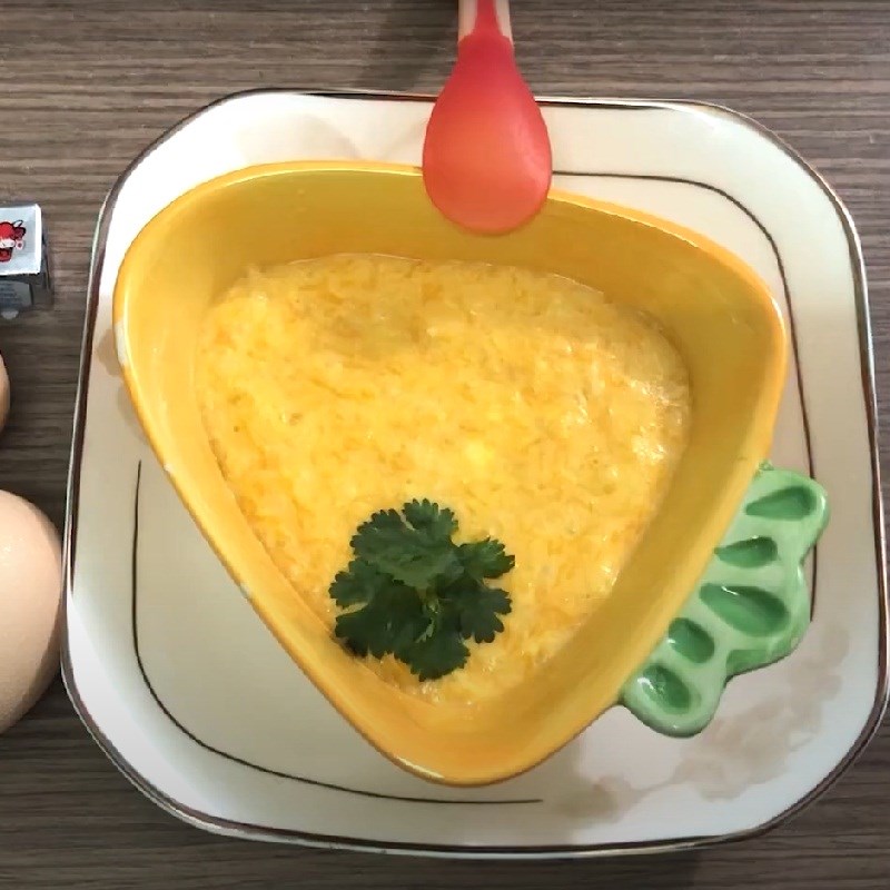Món cháo trứng gà bí đỏ phô mai cho bé từ 6 tháng tuổi